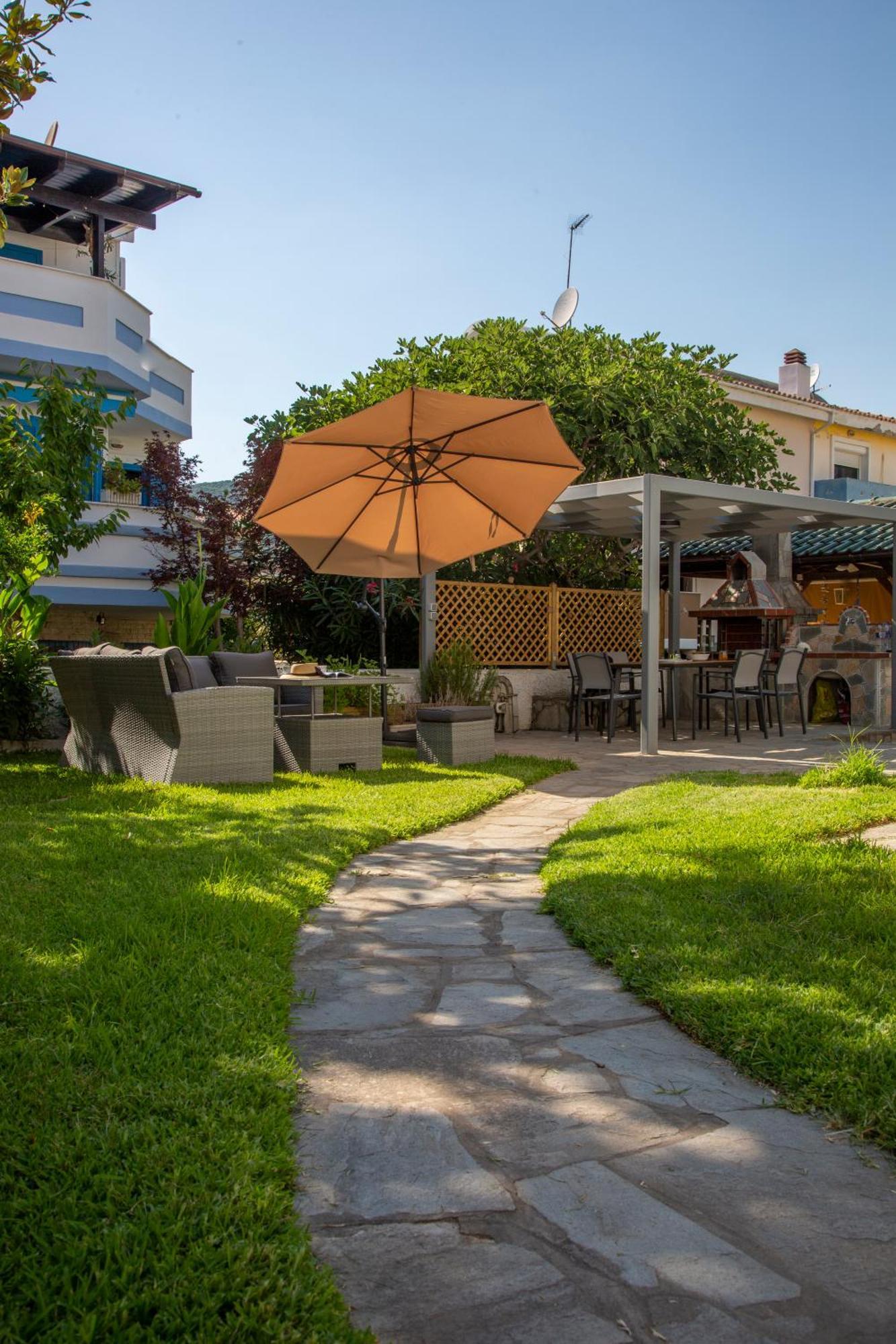 Theros Aegean Villa Nea Iraklitsa Exterior foto